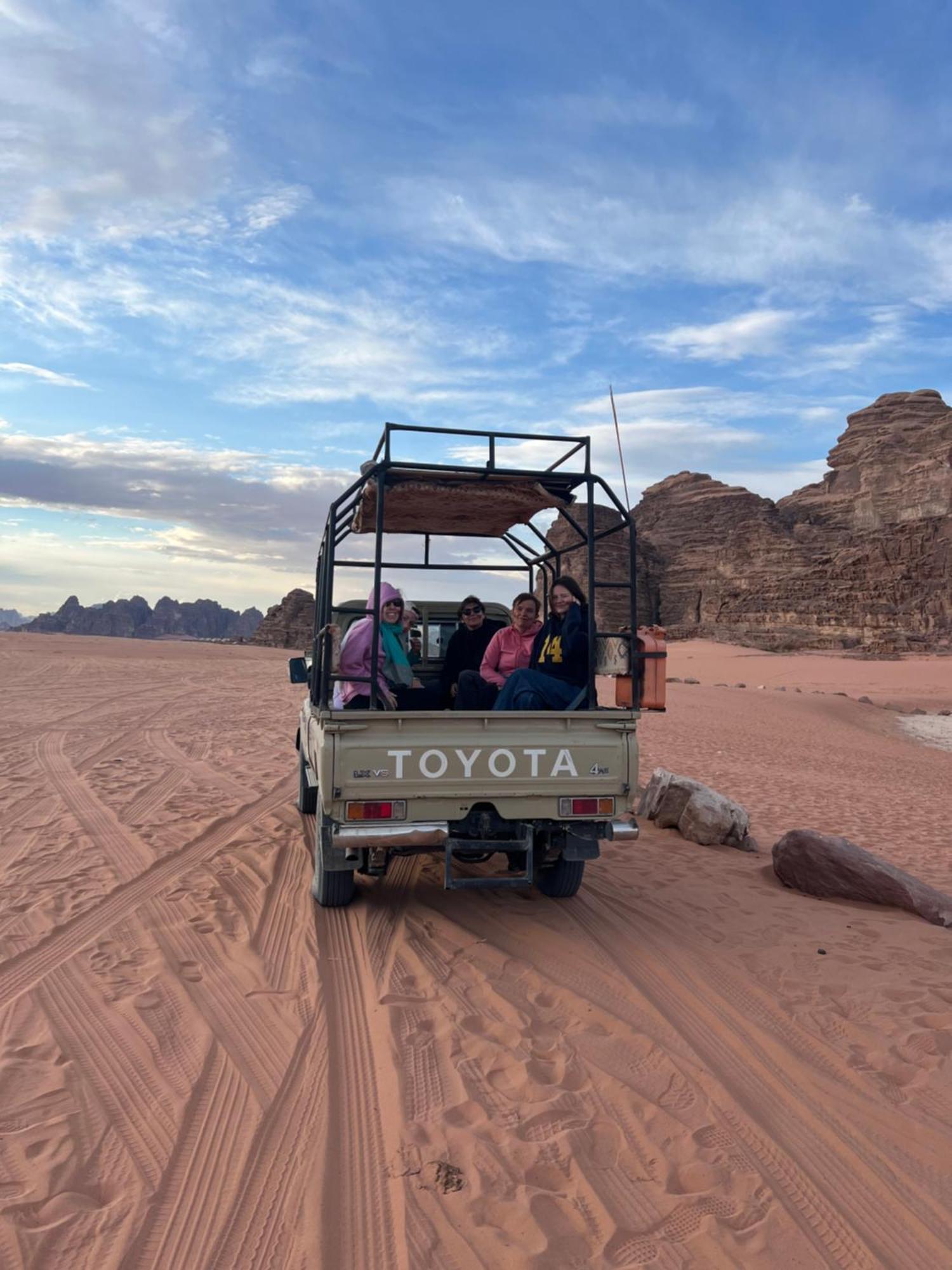 Wadi Rum Mars Camp Ngoại thất bức ảnh